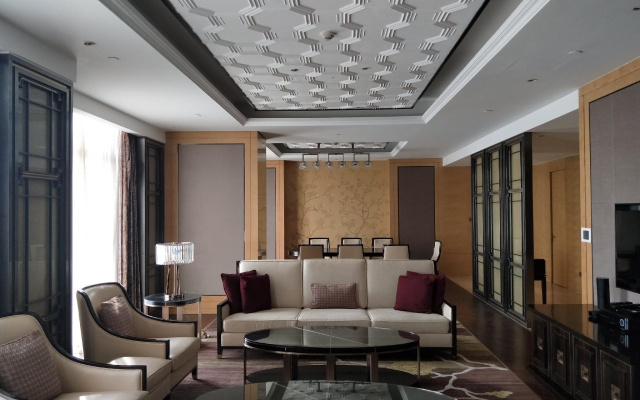 Sheraton Langfang Chaobai River Hotel