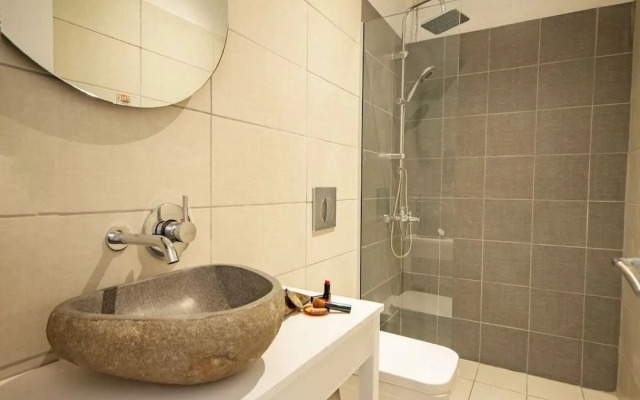 BOHOTEL Messonghi - Designer's Hotel
