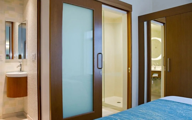 SpringHill Suites Cincinnati Airport South