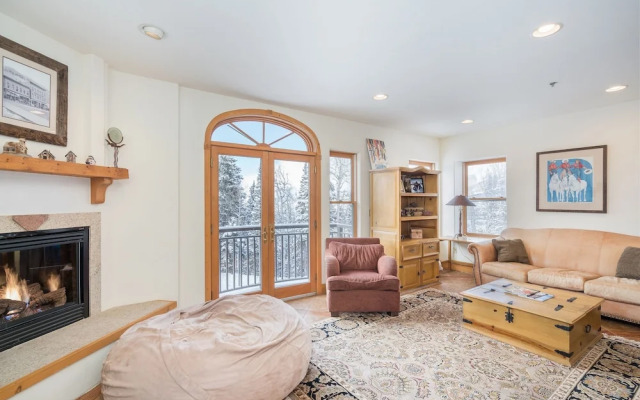 Bear Creek Lodge 212a 1 Bedroom Condo by Alpine Lodging Telluride