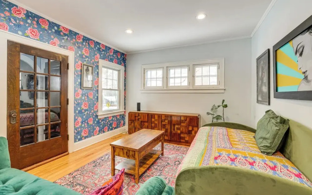 Eclectic Family Home in Minneapolis: Dogs Welcome!