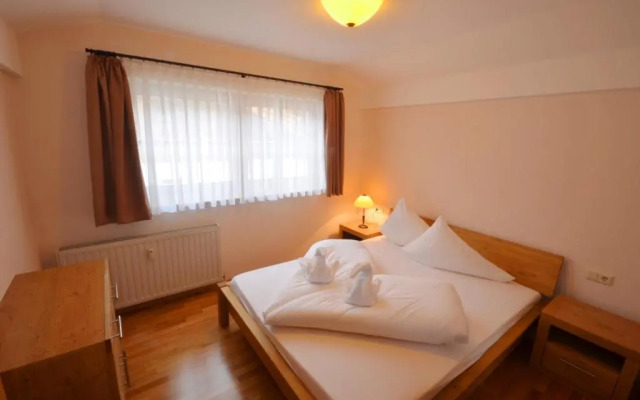 Select Apartments by Alpen Apartments