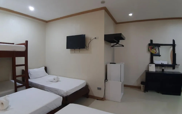 OYO 612 New Casamila