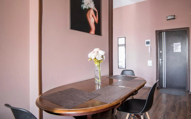LOFT apartment on Lychakivska street