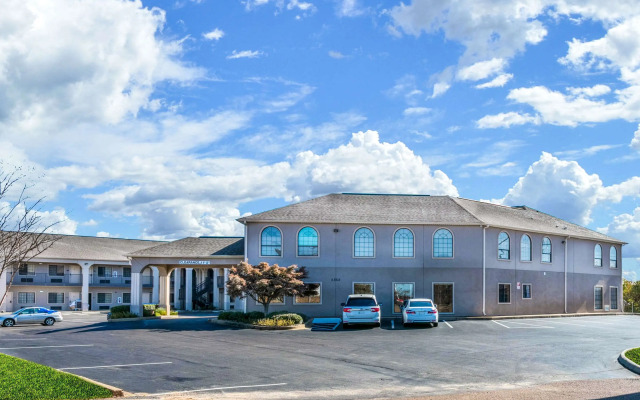 Econo Lodge Inn & Suites Horn Lake - Southhaven