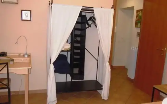 Il Grillo Ai Fori Romani