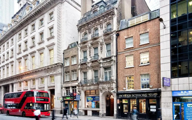 Apartment 2, 48 Bishopsgate by City Living London