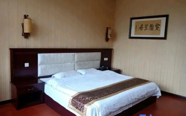 Dayi Qingyuan Renjia Hotel