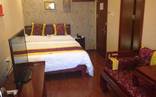 Haoyang Culture Hotel (Beijing Qianmen Dashilan Store)