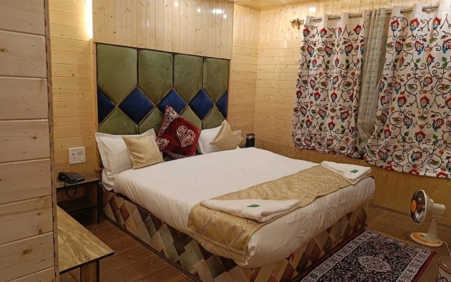 Hotel Pahalgam View