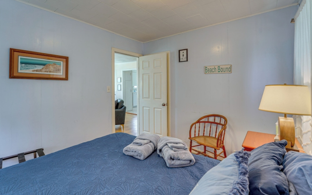 Ludington Vacation Rental - Walk to Lake Michigan!