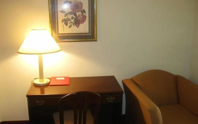 Red Carpet Inn Chambersburg