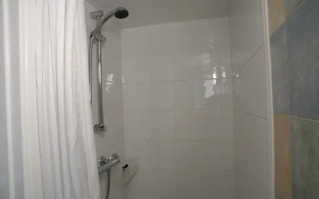 St. Magloire Guesthouse