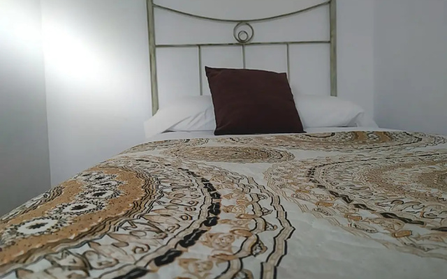 Comfortable Apartment Park Guell