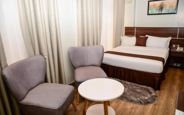 La Beila Hotel Meru