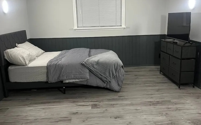 Prime Location Studio With Separate Amenities