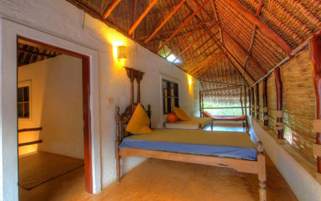 Swahili House Tiwi Beach - Private Oceanfront Boutique Villa Near Diani