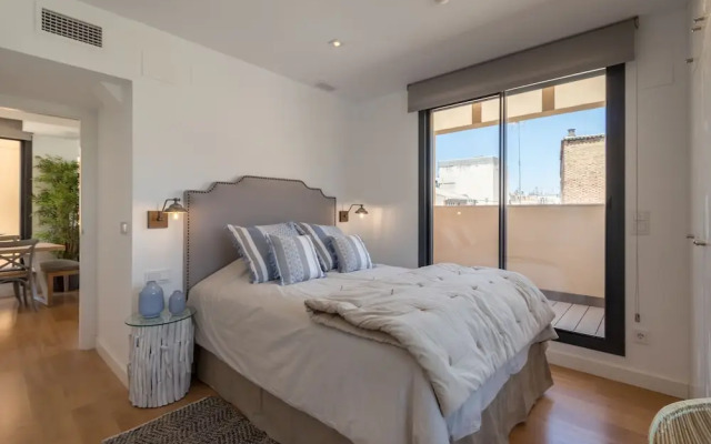 Chezmoihomes Plaza Nueva Premium