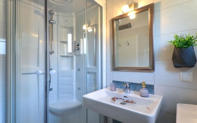 Mar deLuxe Apartments