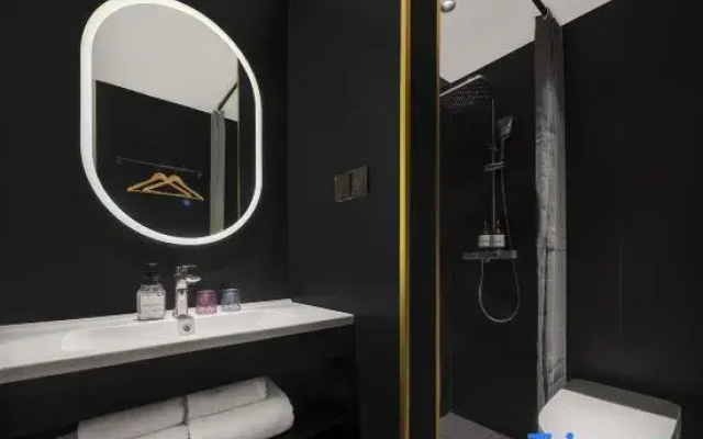 Shuangting Hotel