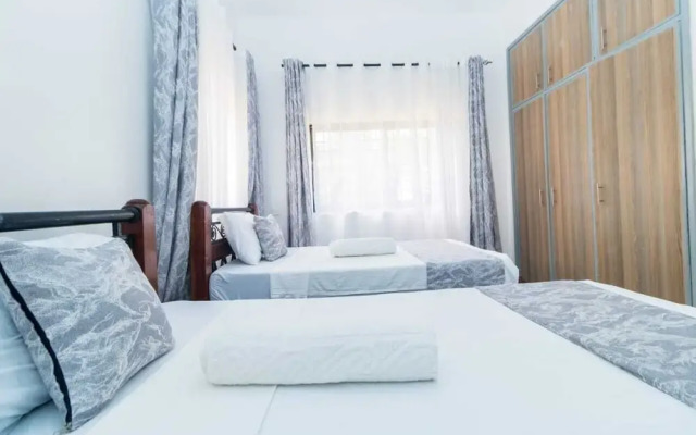 Lux Suites Nyali Holiday Villa