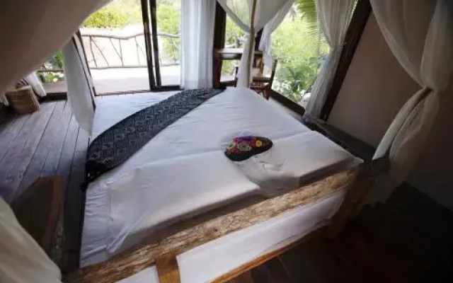 NUNUM-Luxury Tenting