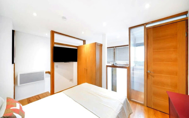 Stylish Duplex Apartment in Fulham