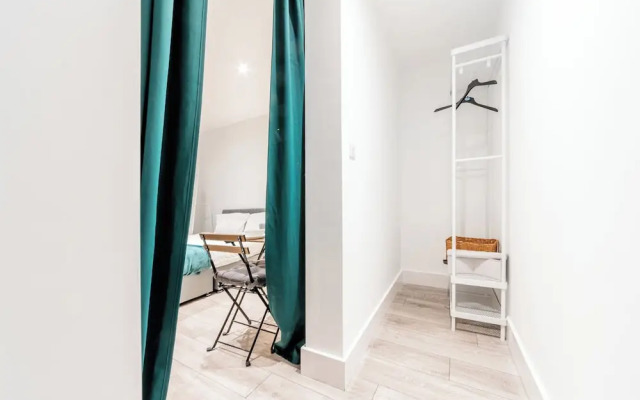 Stay 2 - Central - Parking - Near Transport - Wifi