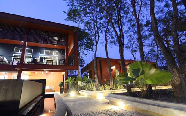 Отель Foresta Boutique Resort & Hotel Таиланд, Пак-Нам-Пран - отзывы, цены и фото номеров - забронировать отель Foresta Boutique Resort & Hotel онлайн вид на фасад