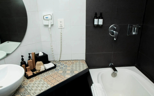 Hotel B Urban Xaman by Fontán Reforma