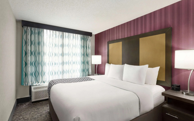 La Quinta Inn & Suites by Wyndham Newark - Elkton