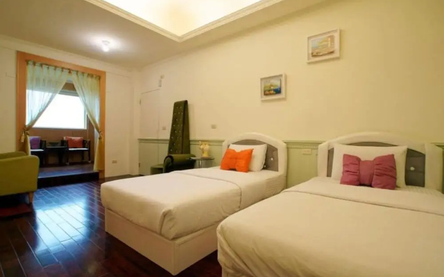 Emaly Homestay