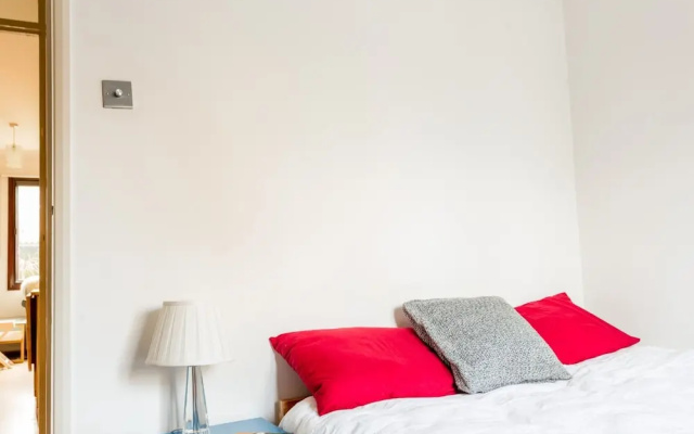 Modern House for 2 in Cambridge