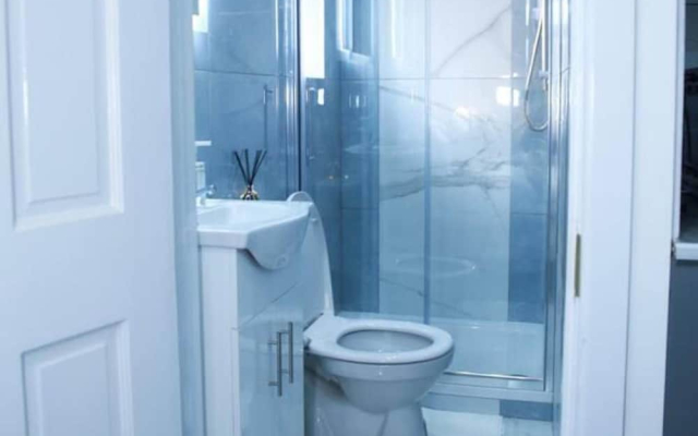 Apartment - Sleeps 2 & Free Parking