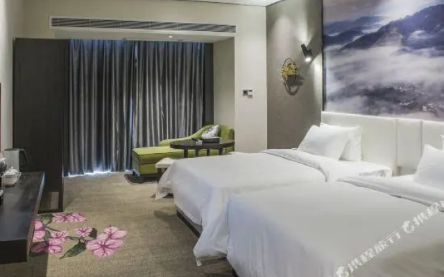 Xingyi Bast Dreamland Hotel