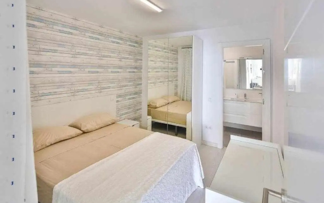 Modern 2 Bed Puerto Banus Apartment K2