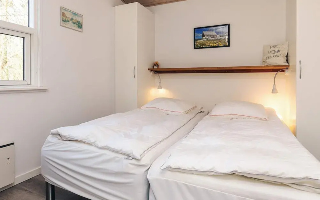 5 Star Holiday Home in Hals