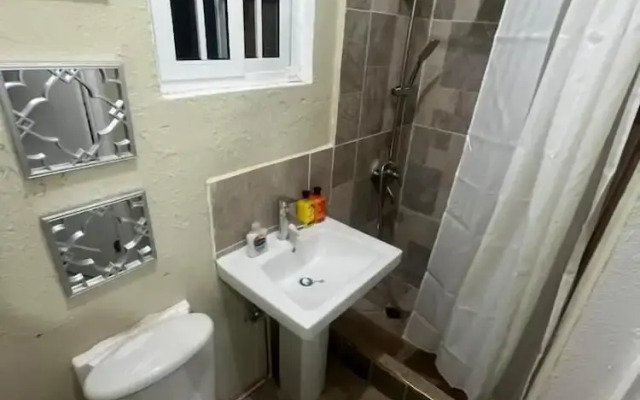 Inez Roots Backpackers Hostel
