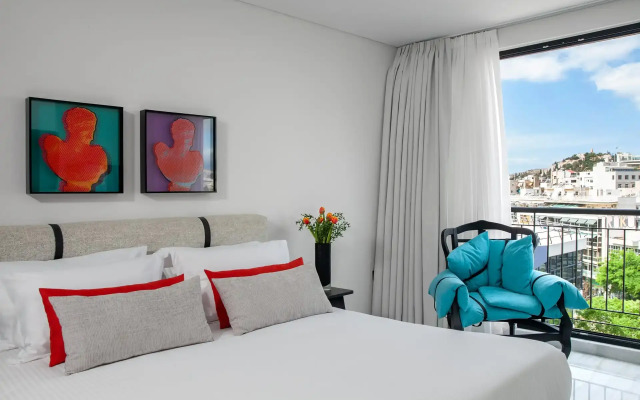 Отель The Athenaeum Luxury