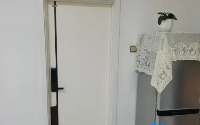Jingjiang Homestay (Jiangbian Square)