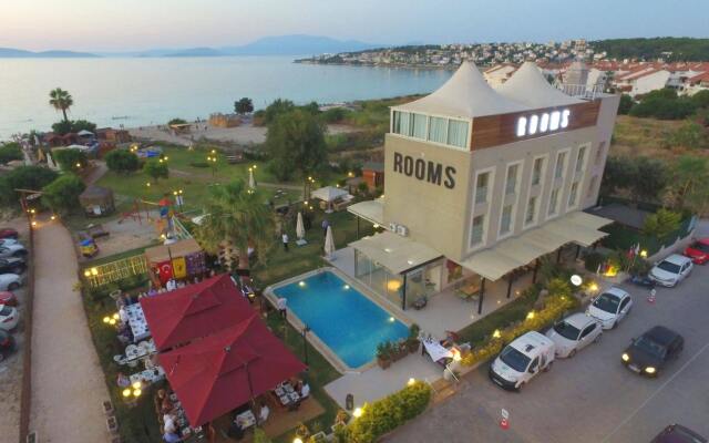 Rooms Smart Luxury Hotel & Beach Чешме вид на фасад