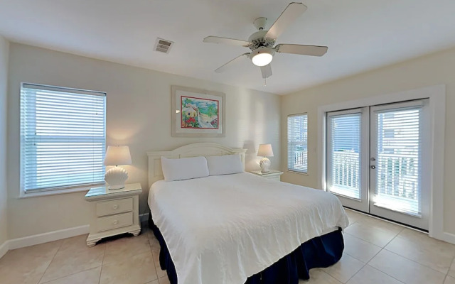 Pavilion Palms by Southern Vacation Rentals