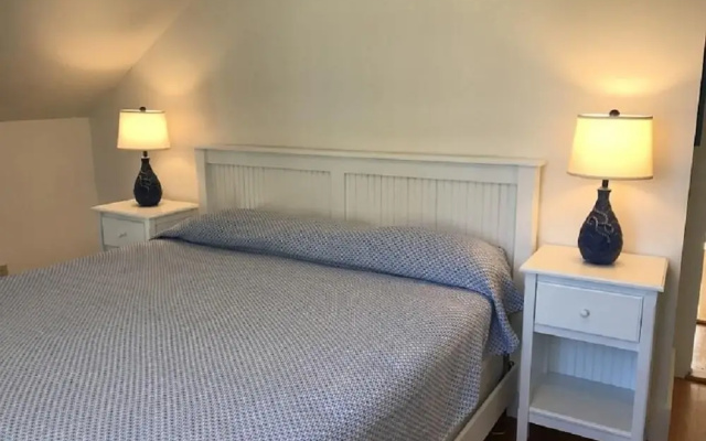 80 Highland Avenue - Three Bedroom House