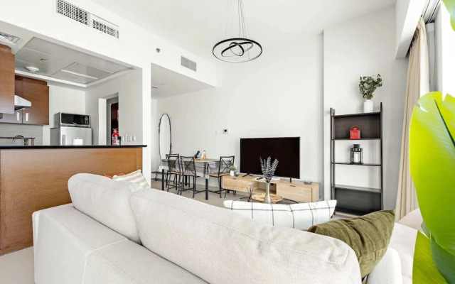 Silkhaus Modern Studio Arc Tower Reem Island