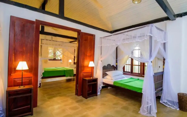 The Berrycove Bungalow