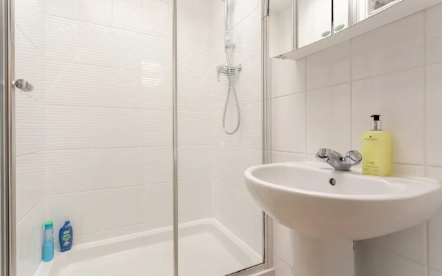 1 Bedroom Flat in South West London