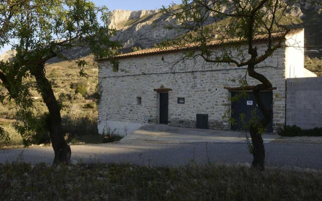Отель Casa Rural Ca Ferminet вид на фасад