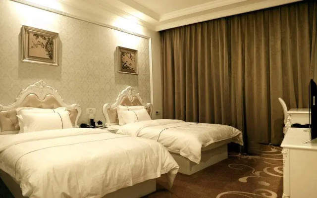 Citizen Hotel