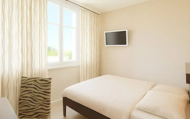 Hotel Quers Inn