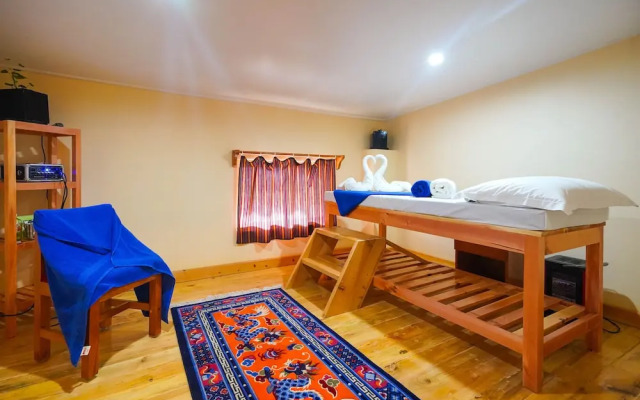 Hotel Gakyidiana